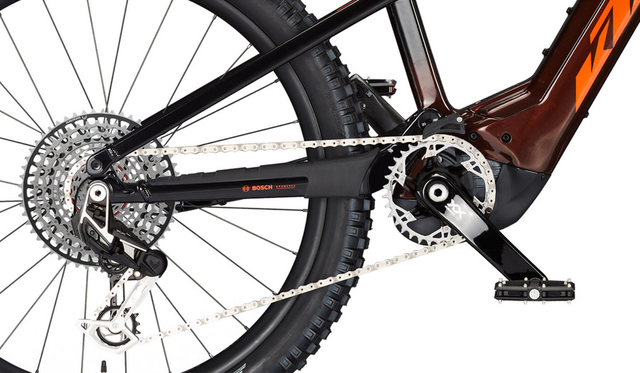 Detalhe do motor Bosch Performance Line CX Race da KTM Macina Prowler Exonic 2024