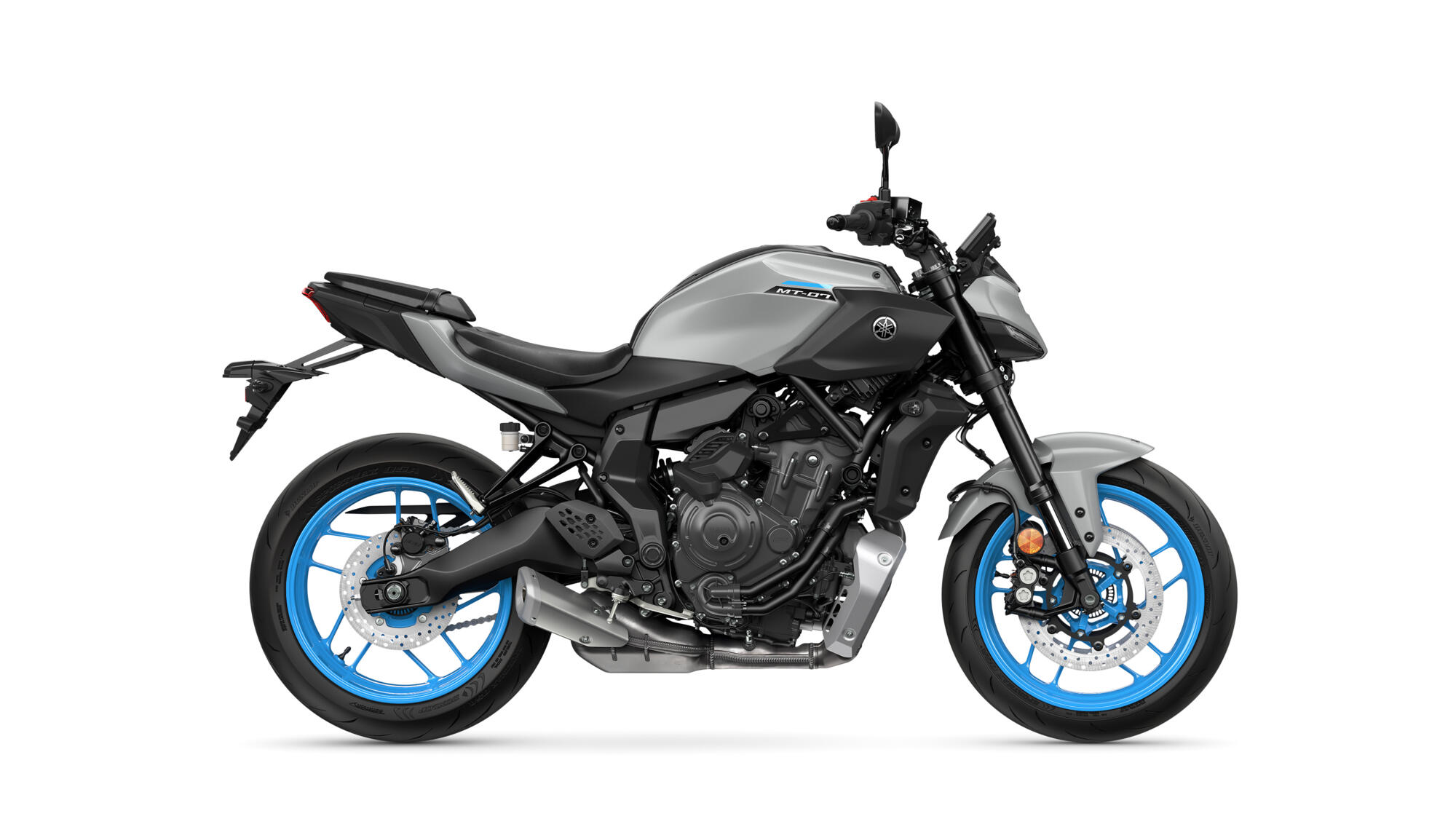 MOTO MT-07 YAMAHA — estudio lateral