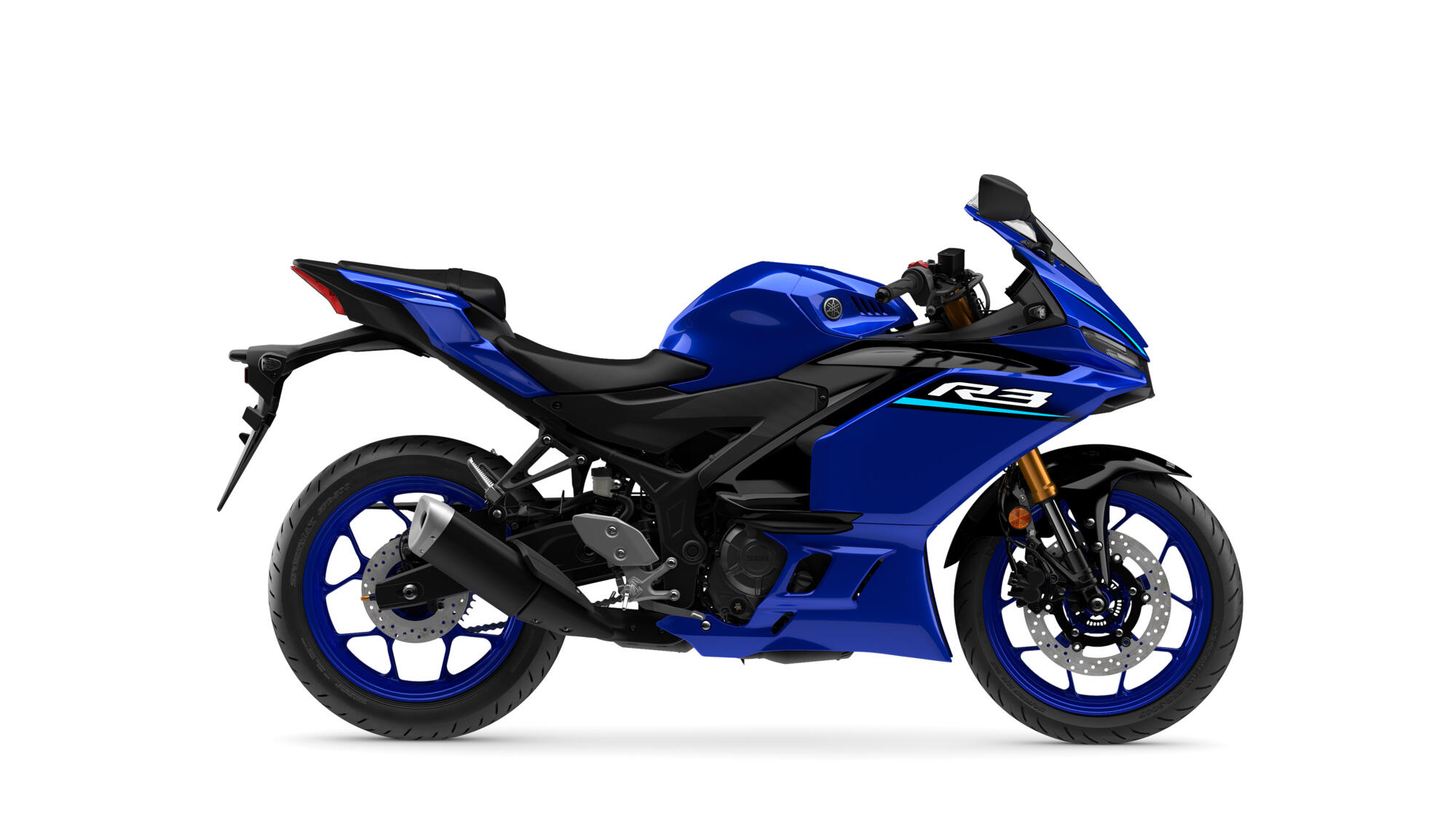MOTO R3 YAMAHA — estudio lateral