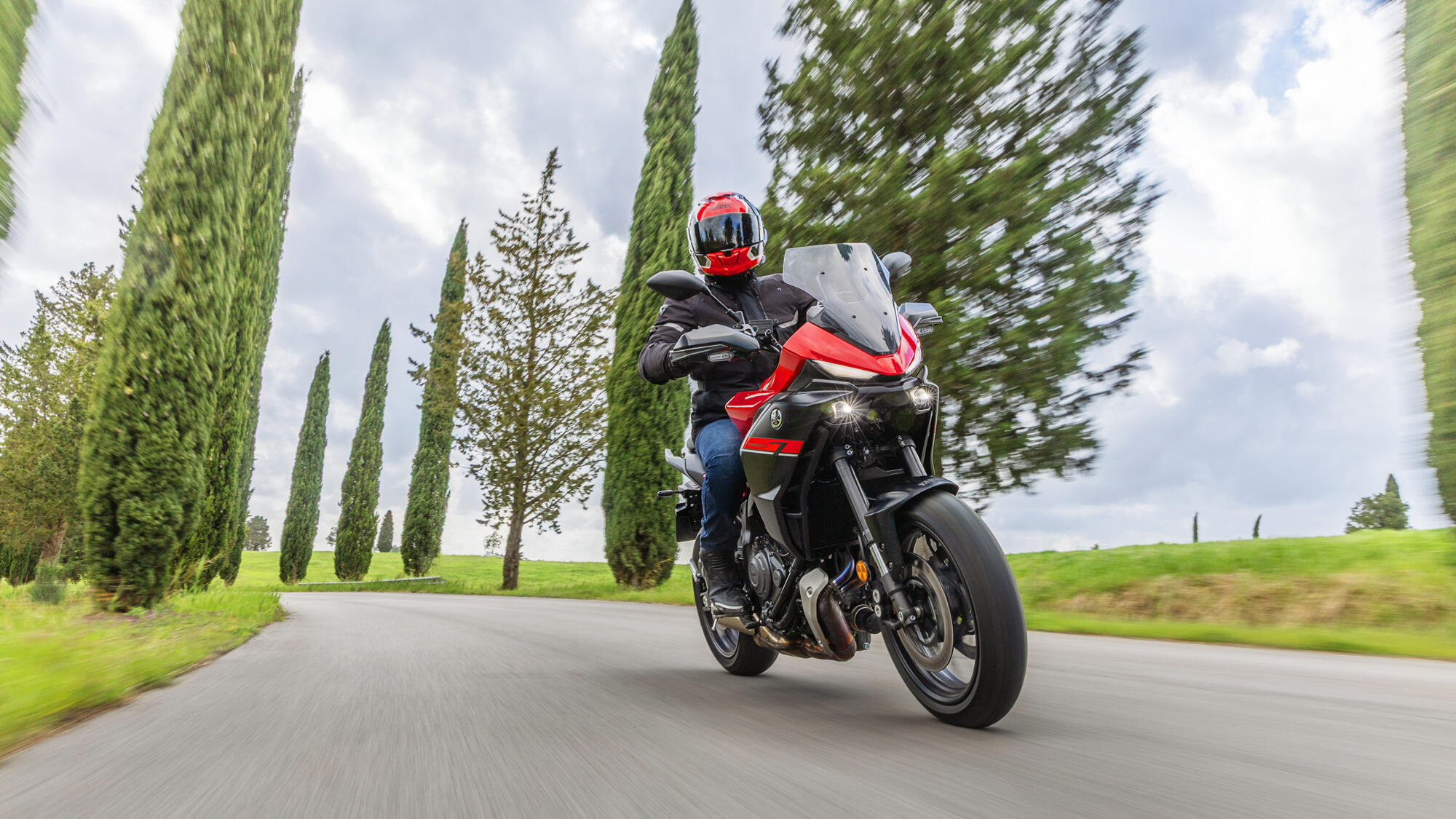 MOTO TRACER 7 YAMAHA — em estrada 2
