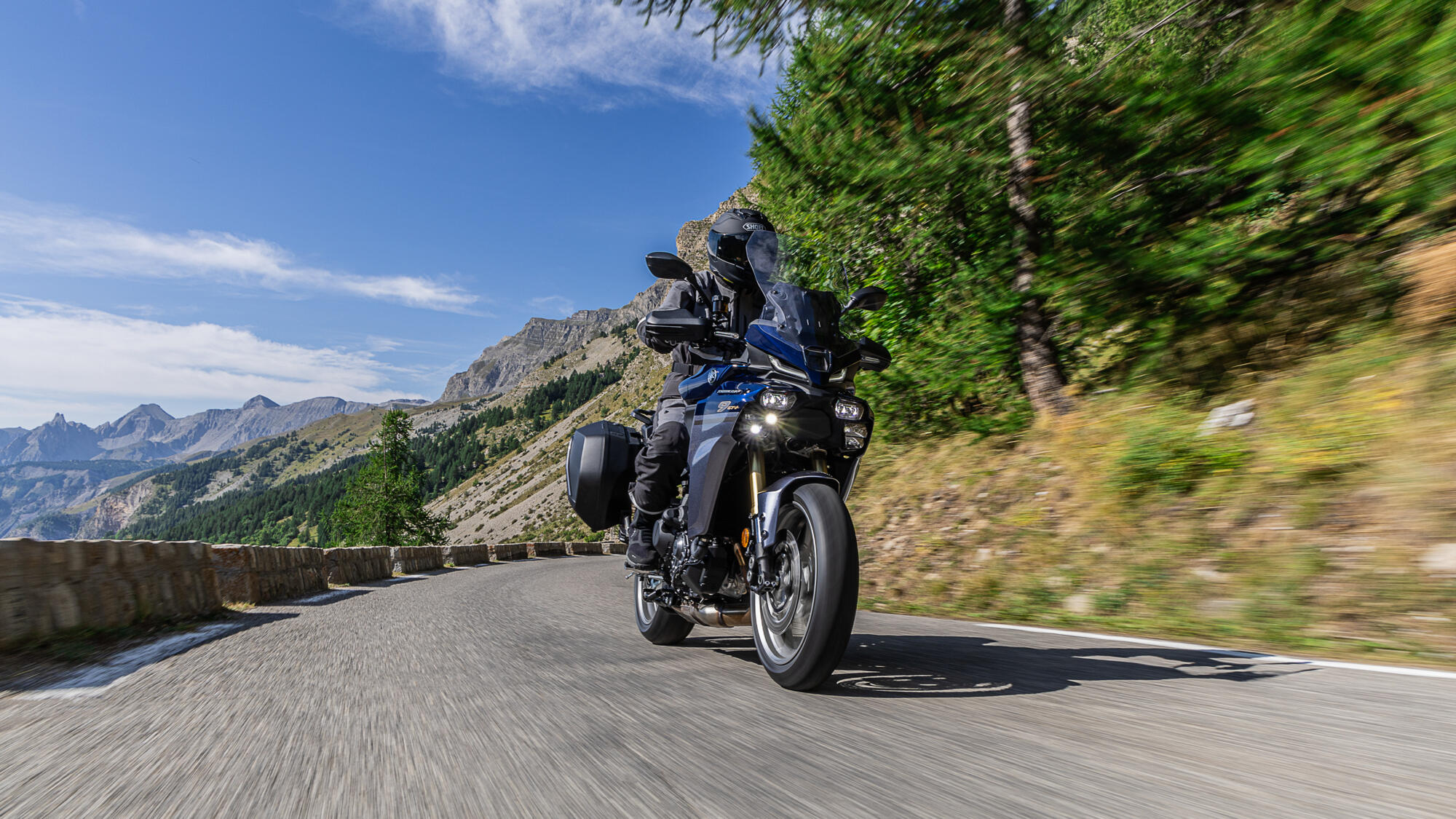 MOTO TRACER 9 GT PLUS Y AMT YAMAHA — em estrada 2