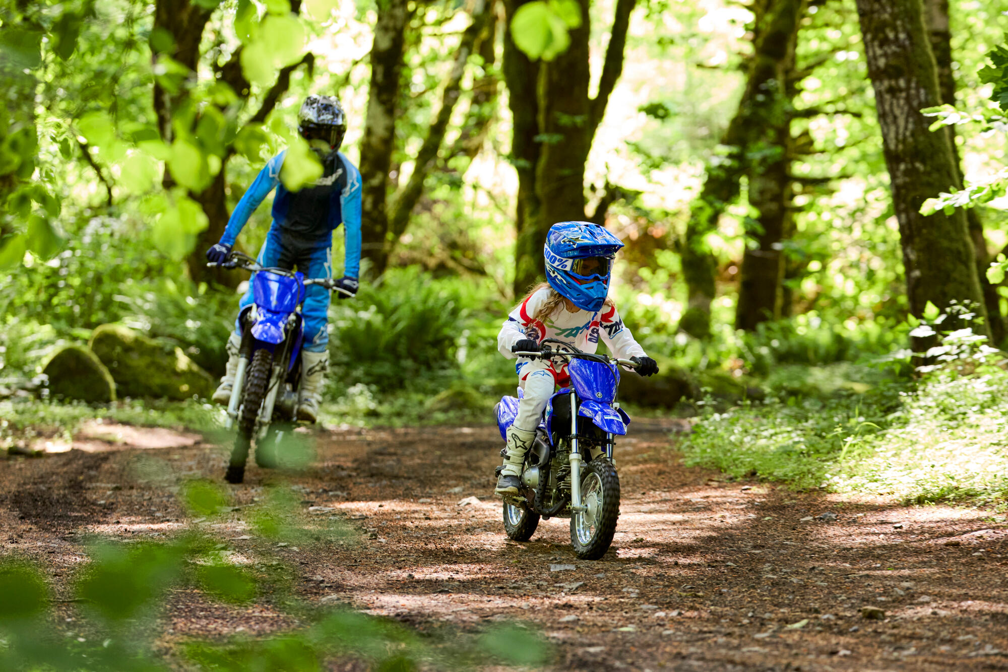 MOTO TT R50 2025 YAMAHA — em estrada 2