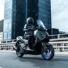 SCOOTER XMAX 125 2025 YAMAHA — em estrada 3