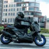 SCOOTER XMAX 300 2025 YAMAHA — em estrada 2