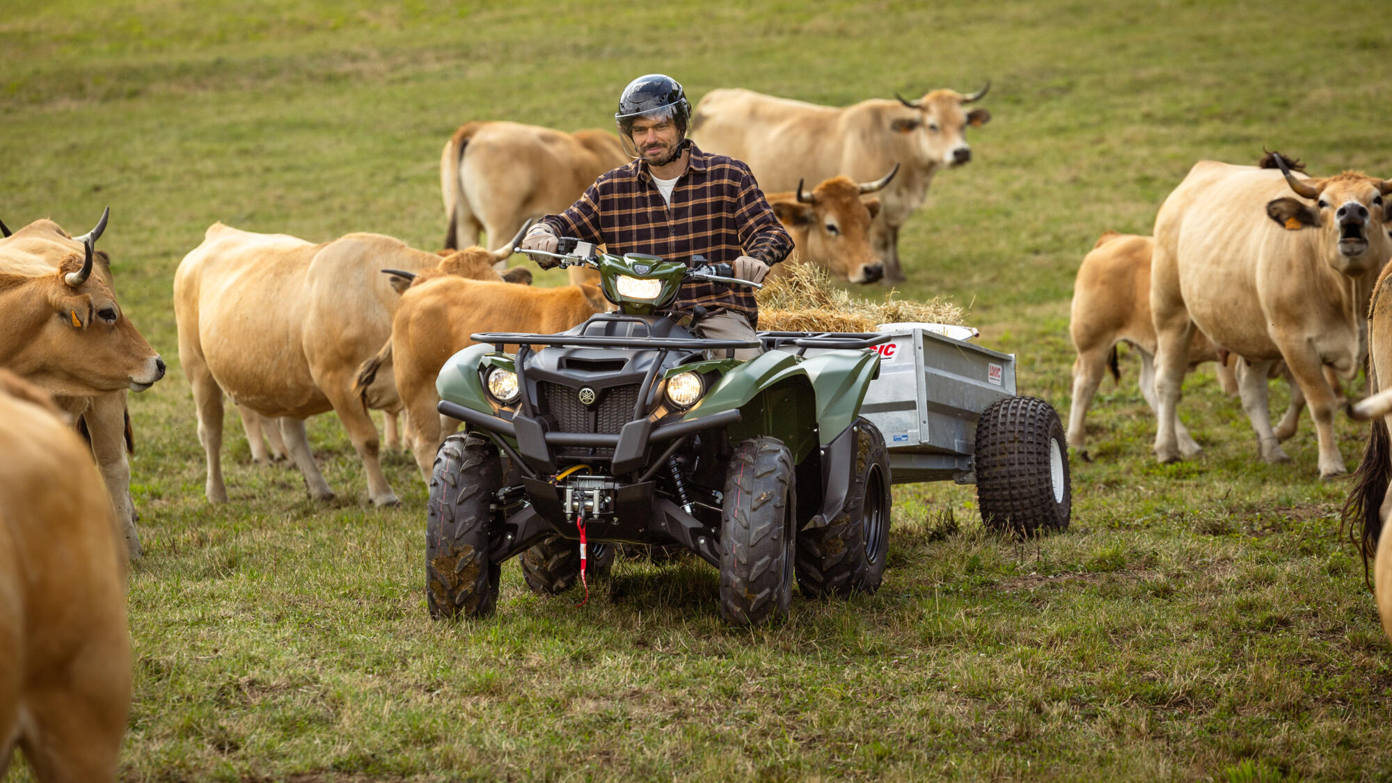 QUAD KODIAK 700 EPS YAMAHA — vista geral